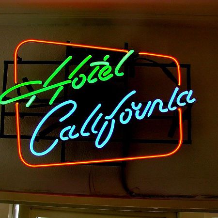B&B Hotel California Wichmond エクステリア 写真