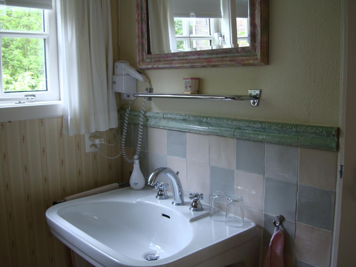 B&B Hotel California Wichmond エクステリア 写真